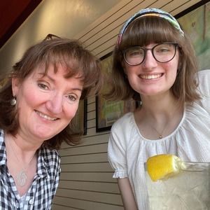 Meet your Posher, Peggy